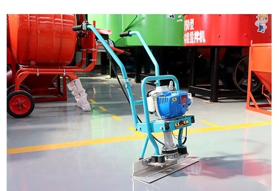 Vibrating Concrete Power Screed with 3.6L Fuel Tank and Customized Hydraulic Pump