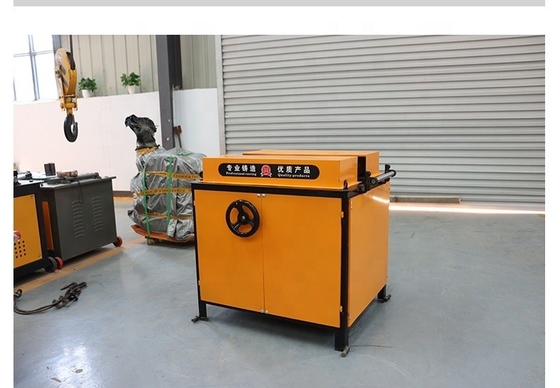 Customized Color 6-25mm Steel Plate Pre-treatment Descaling Machine with 3 kw*2 Power