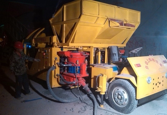Zoomlion 47x-5rz 47x 47m Pump Truck with High Operating Efficiency and 6300 kg Capacity